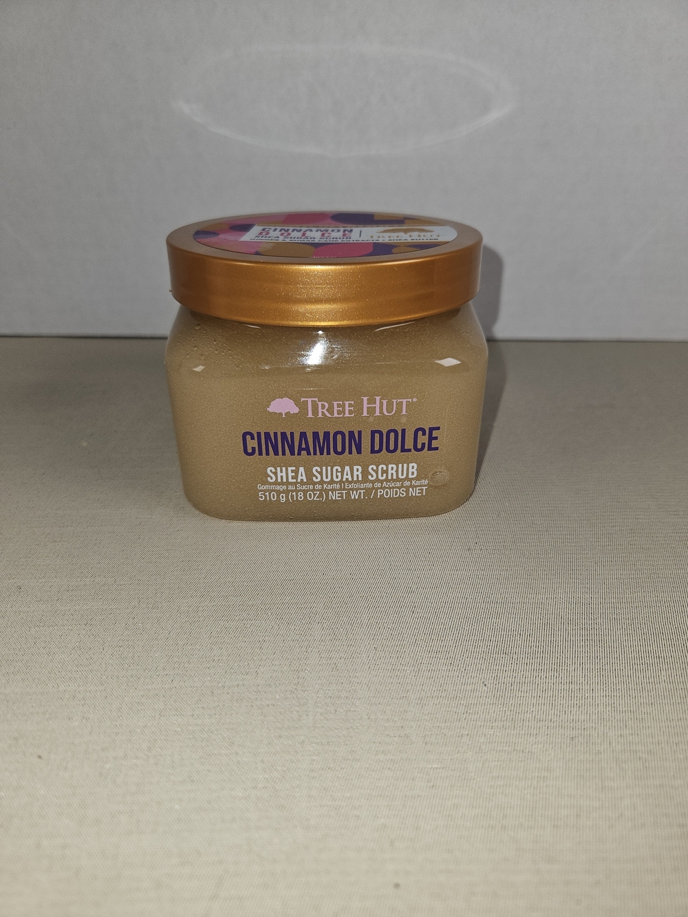 Tree Hut Cinnamon Dolce Shea Sugar Scrub - Gold Lid - Picture 2 of 4